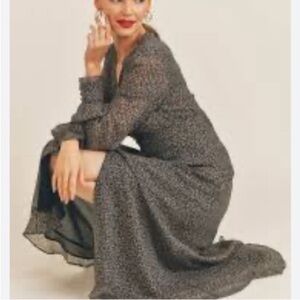 Ted Baker Elegant Black Patterned Long Sleeve  V-Neck Dress Sz US 6 Or Ted Sz 2